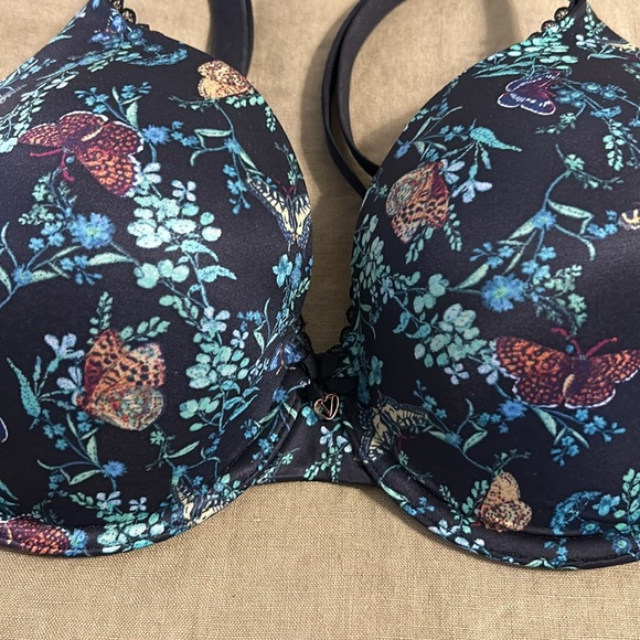 Body by Victoria Victoria’s secret lined perfect coverage butterfly print 32 DD - Picture 2 of 4